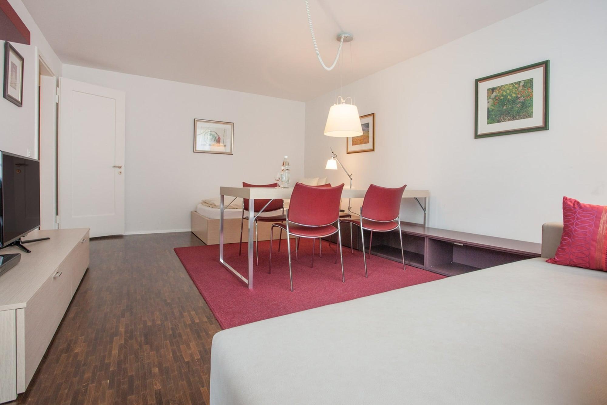 EMA House Serviced Apartments, Seefeld Цюрих Екстериор снимка