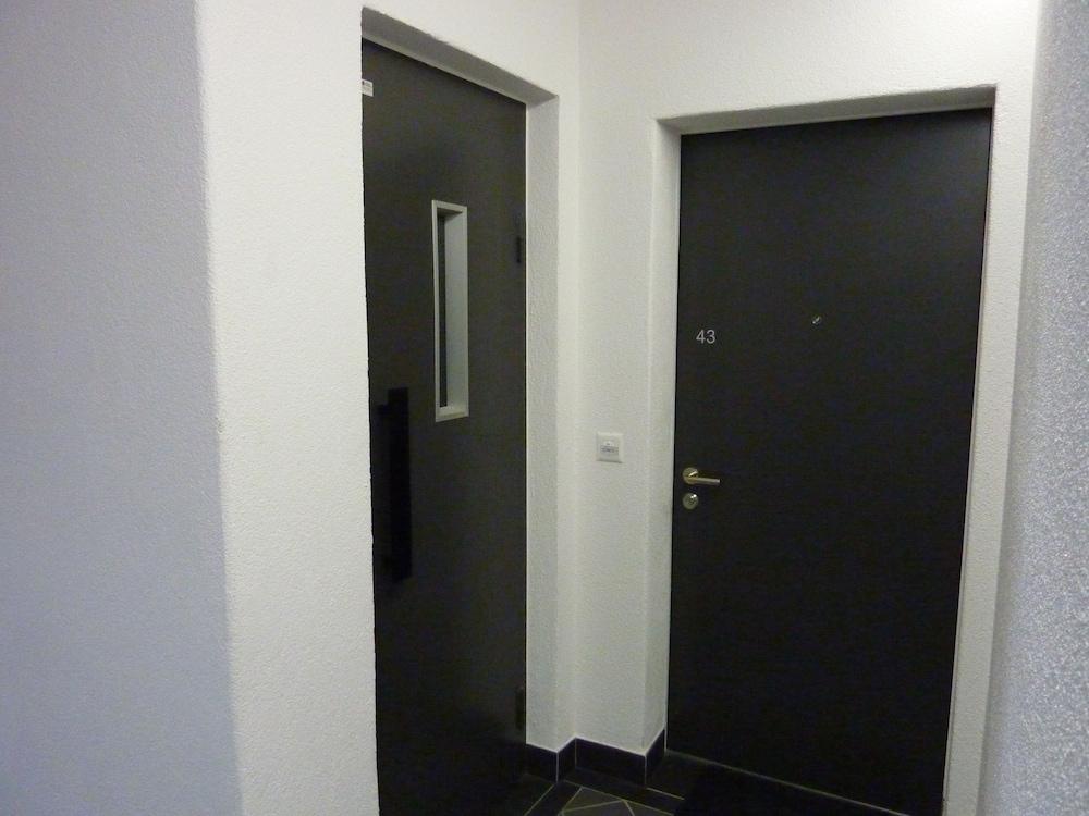 EMA House Serviced Apartments, Seefeld Цюрих Екстериор снимка