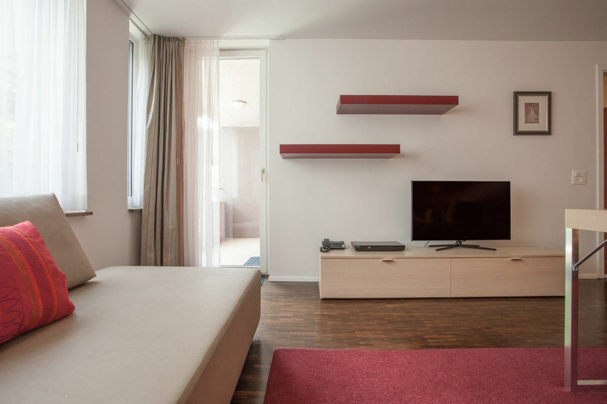 EMA House Serviced Apartments, Seefeld Цюрих Екстериор снимка