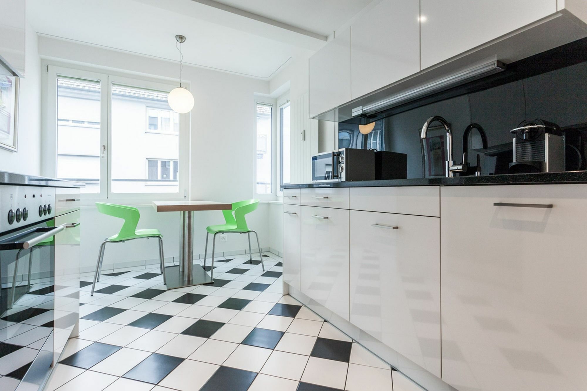 EMA House Serviced Apartments, Seefeld Цюрих Екстериор снимка